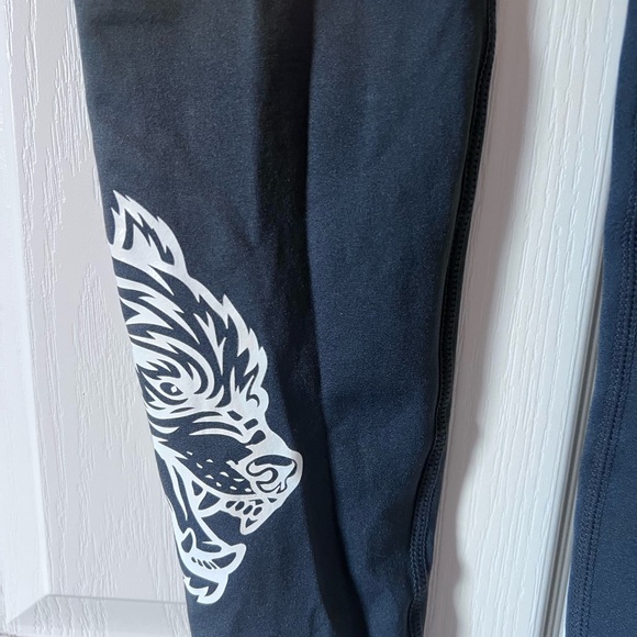 DarcSport SHE - “Everson Seamless” Scrunch Leggings - M - Picture 2 of 5